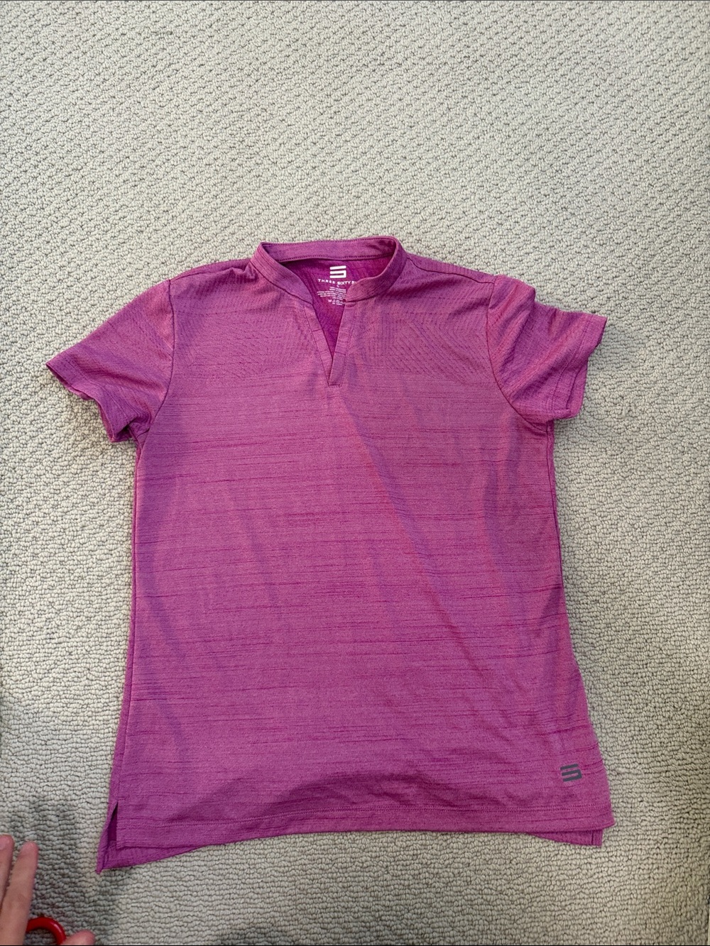 Women's Short Sleeve Split-Neck Top in Magenta